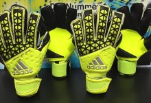 Goalkeepers Wear Finger Save Gloves